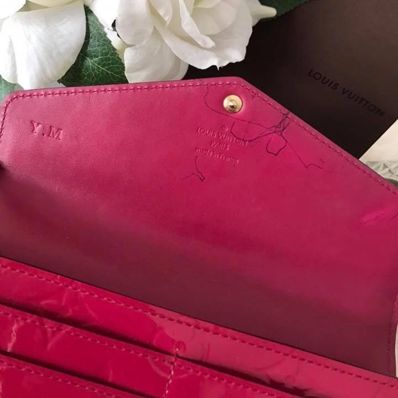 🍾✨💥🎉 Host Pick🎉💥✨🍾Louis Vuitton Sarah Wallet - Picture 4 of 8